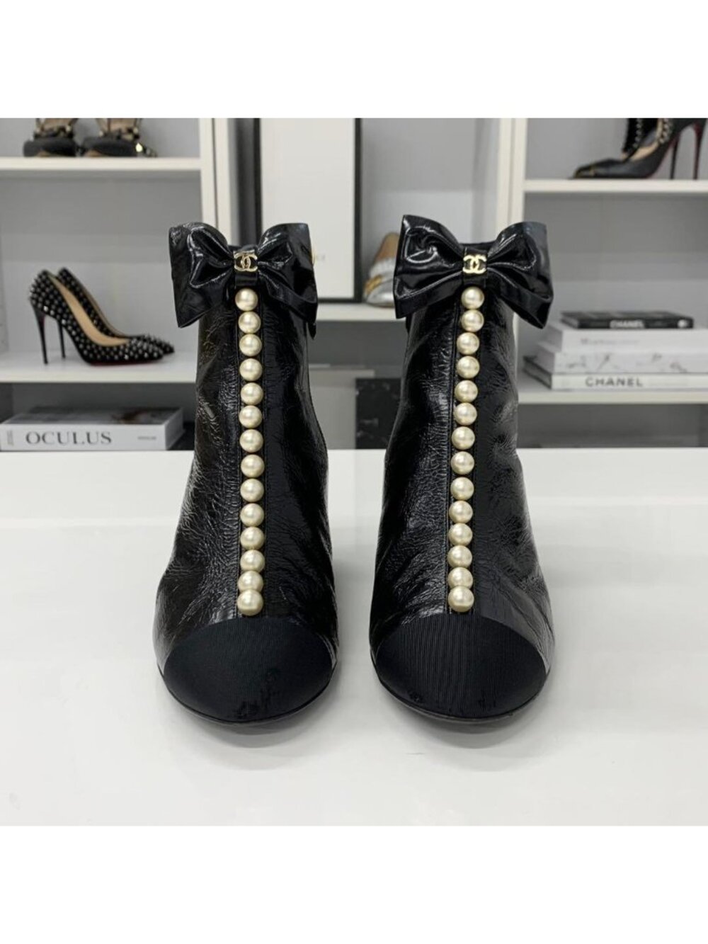 Chanel CC Logo Ribbon Leather Fabric Pearl Short Boots - Picture 4 of 11